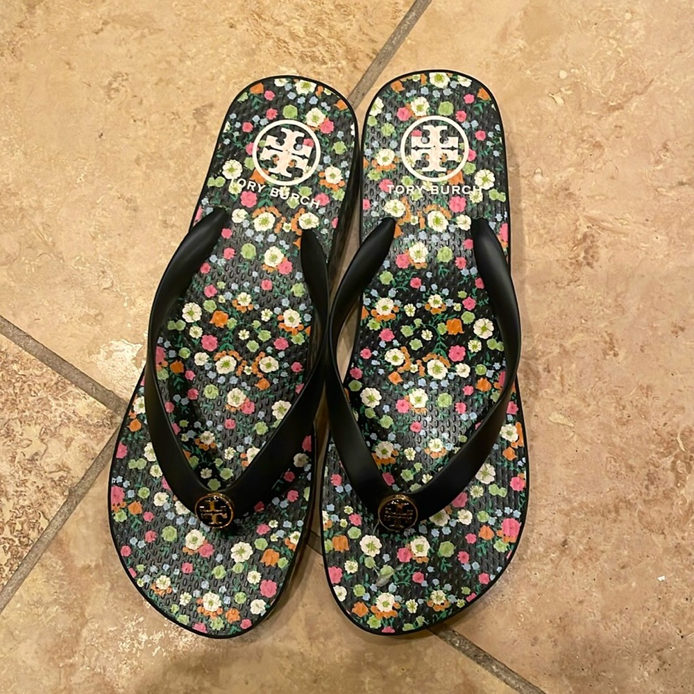 Brand new Tory Burch platform sandals